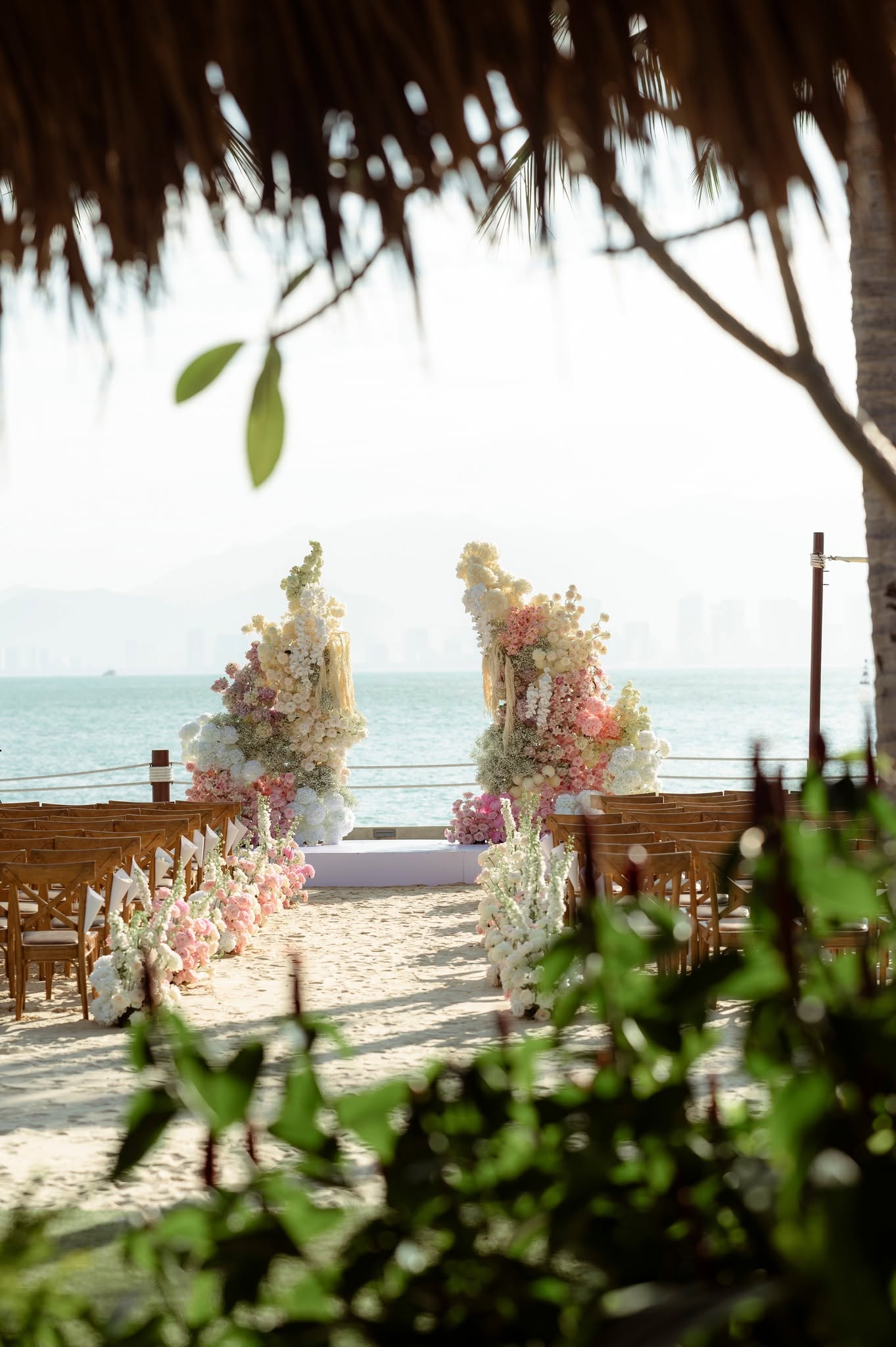 Top 5 dịch vụ trang trí gia tiên tại Nha Trang Trang trí gia tiên tại Nha Trang do Xoài Weddings thực hiện
