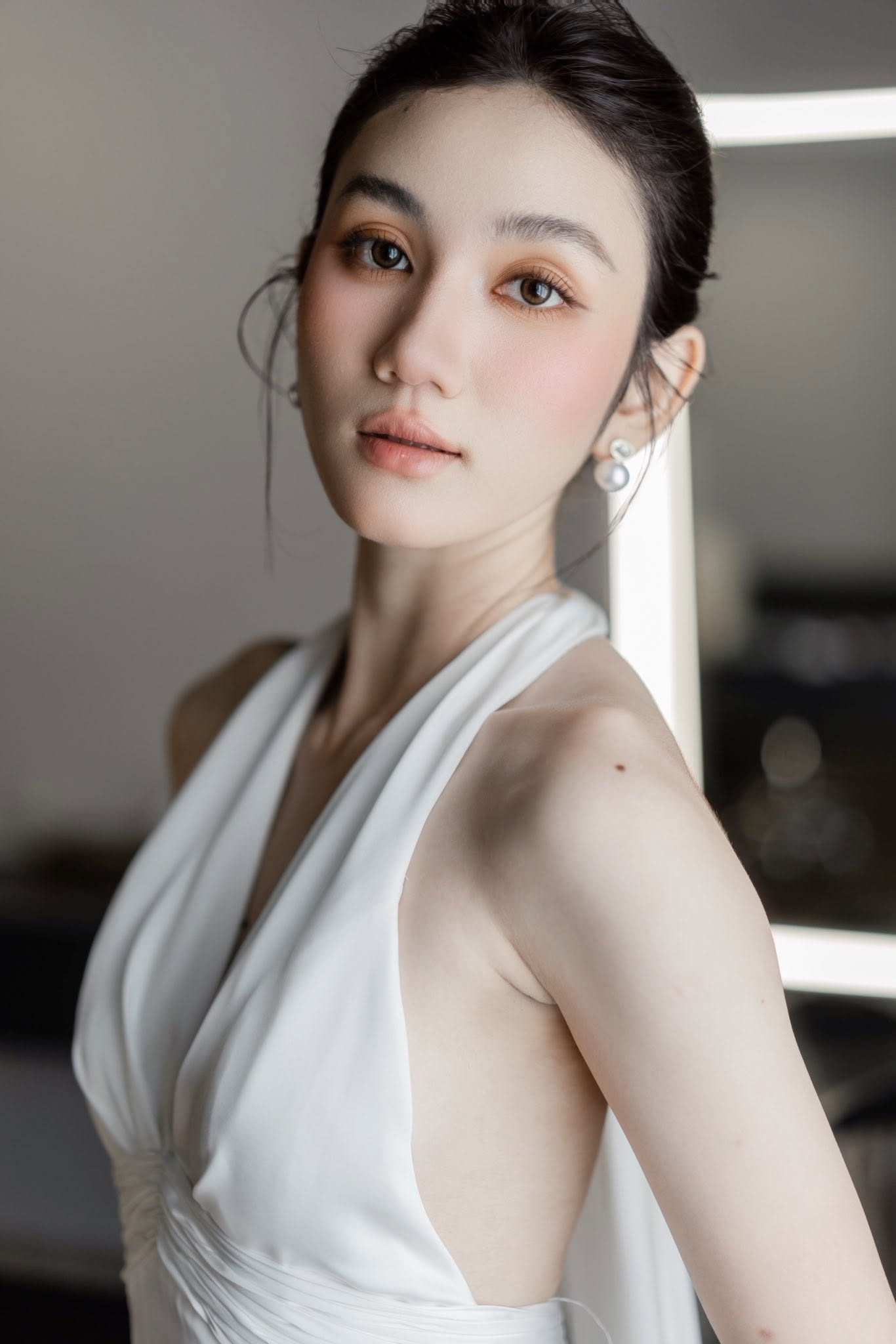 KIỂU MAKEUP CÔ DÂU ĐẸP NHẤT 2026 Cô dâu trang điểm cho ngày cưới tại Xoài Studio Nha Trang