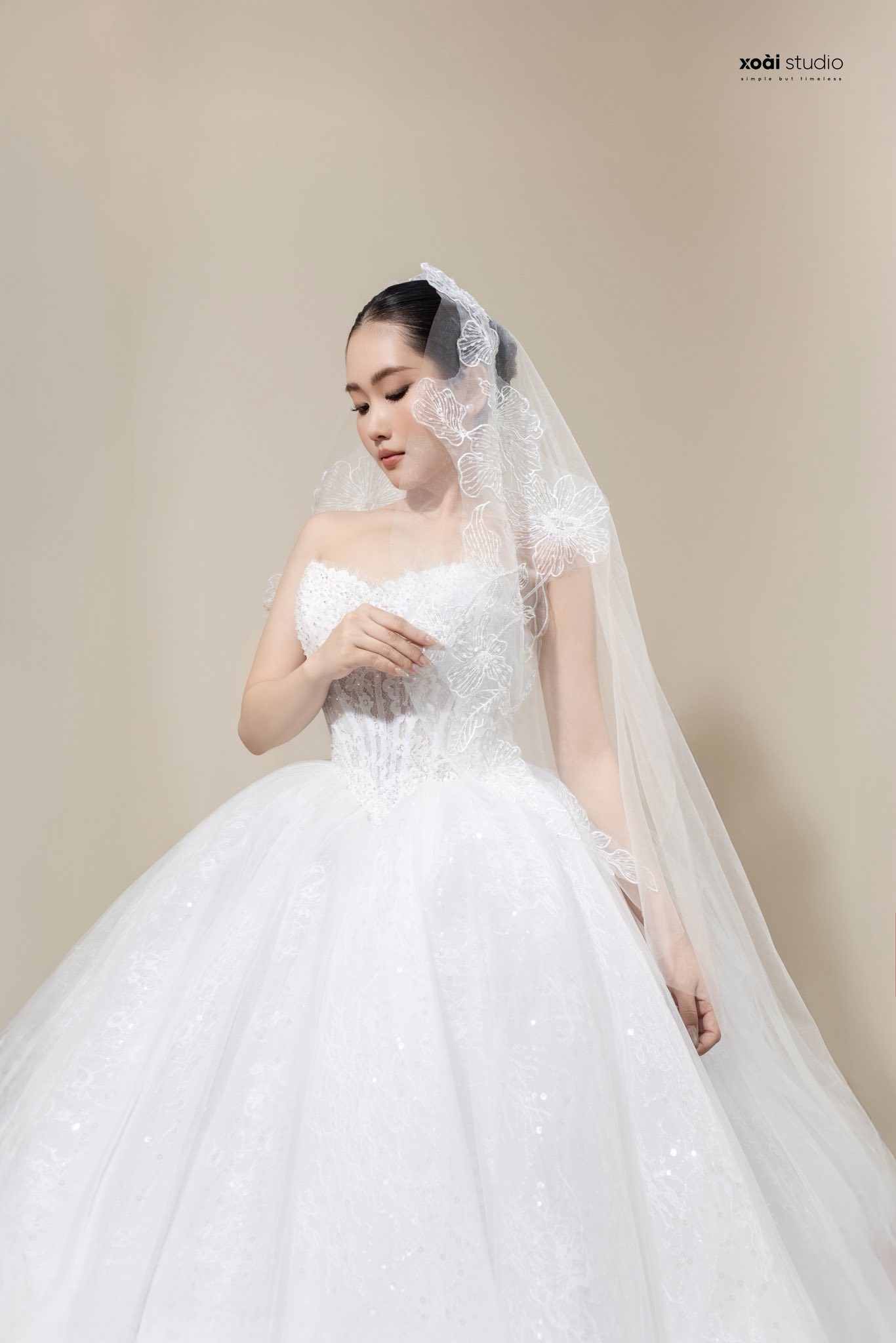 VAY CUOI NHA TRANG THE ALLURE – NEW COLLECTION 11