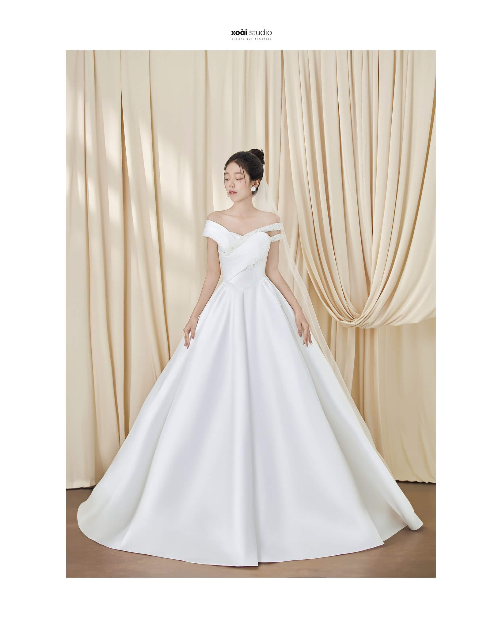 XOAI STUDIO vay cuoi silver.17