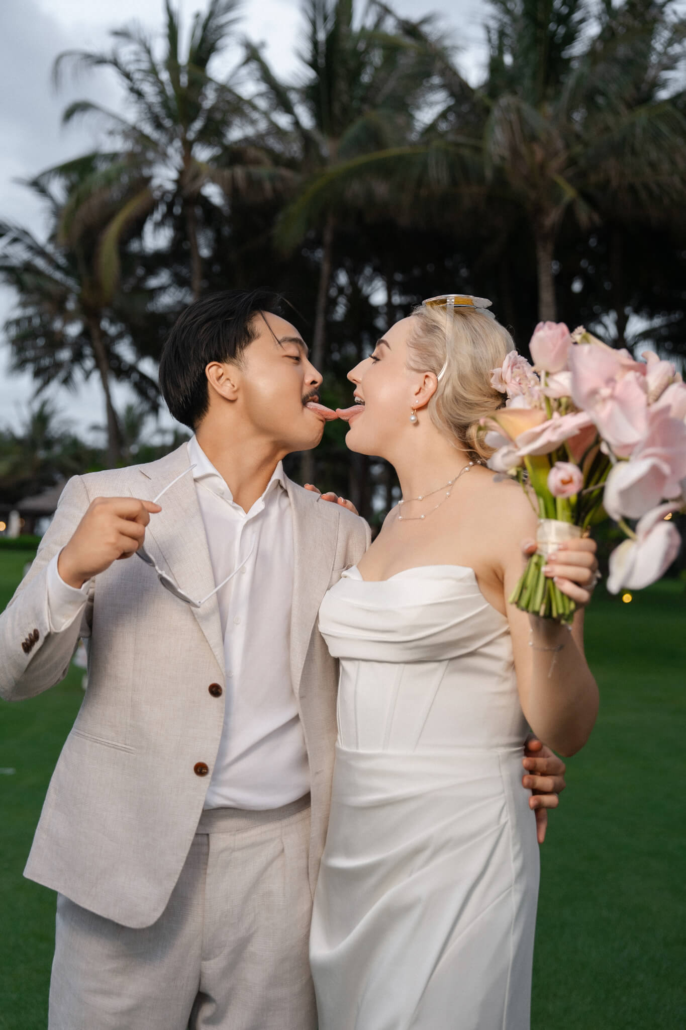 XOAI STUDIO phong su cuoi nha trang Caitlyn Brendan.115