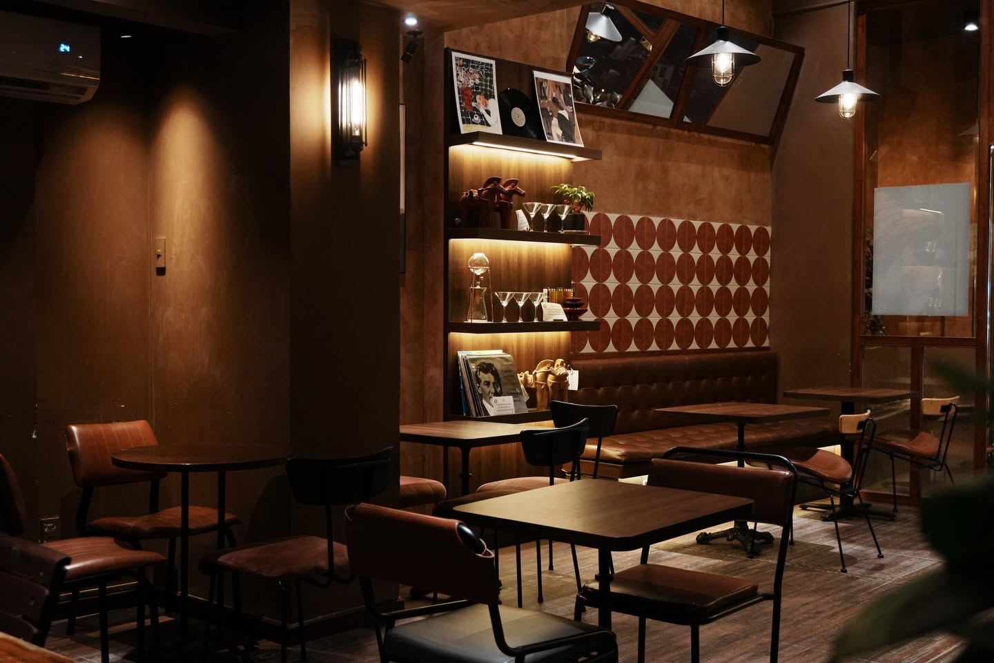 Xoai Studio Chon cafe nha trang.1