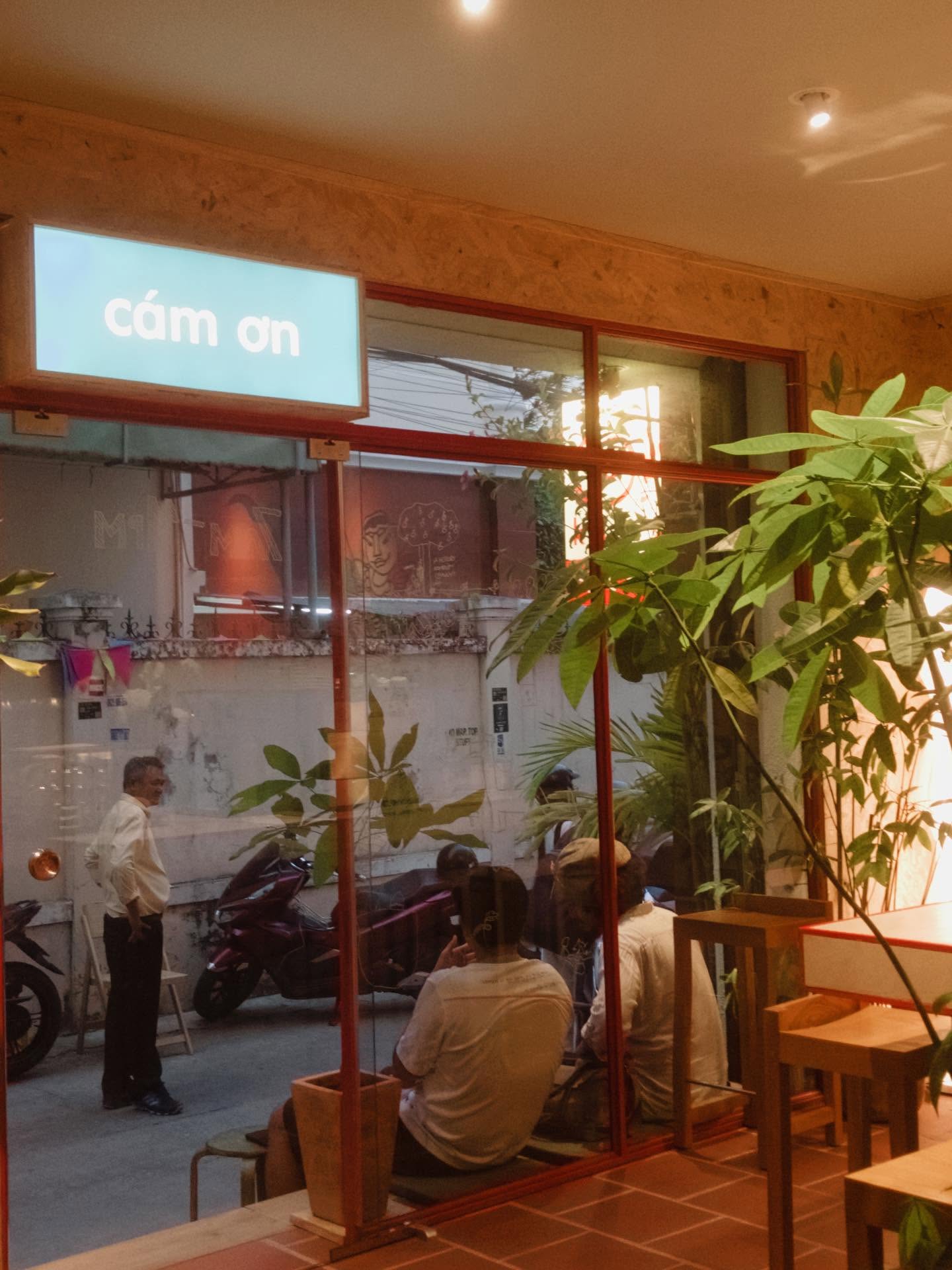 Đi Nha Trang chụp ảnh ở Xoài: ăn gì, chơi đâu, thư giãn chỗ nào? Xoai Studio K cafe nha trang.3