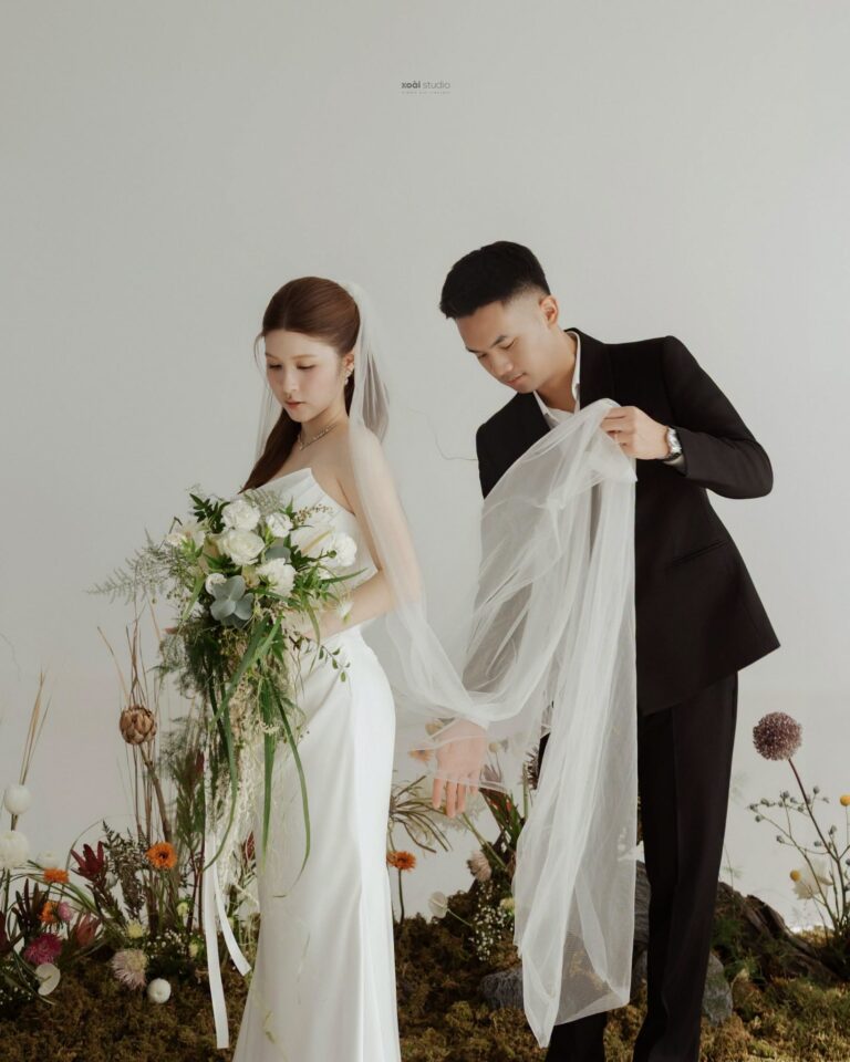 Ảnh cưới Ngọc Đức concept hoa tại studio